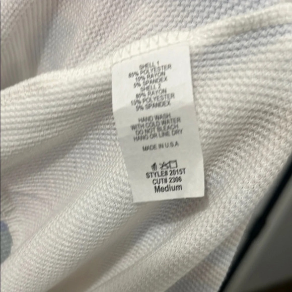 Viamor Women's Multicolor Aztec Print Blouse NWOT - Picture 6 of 6